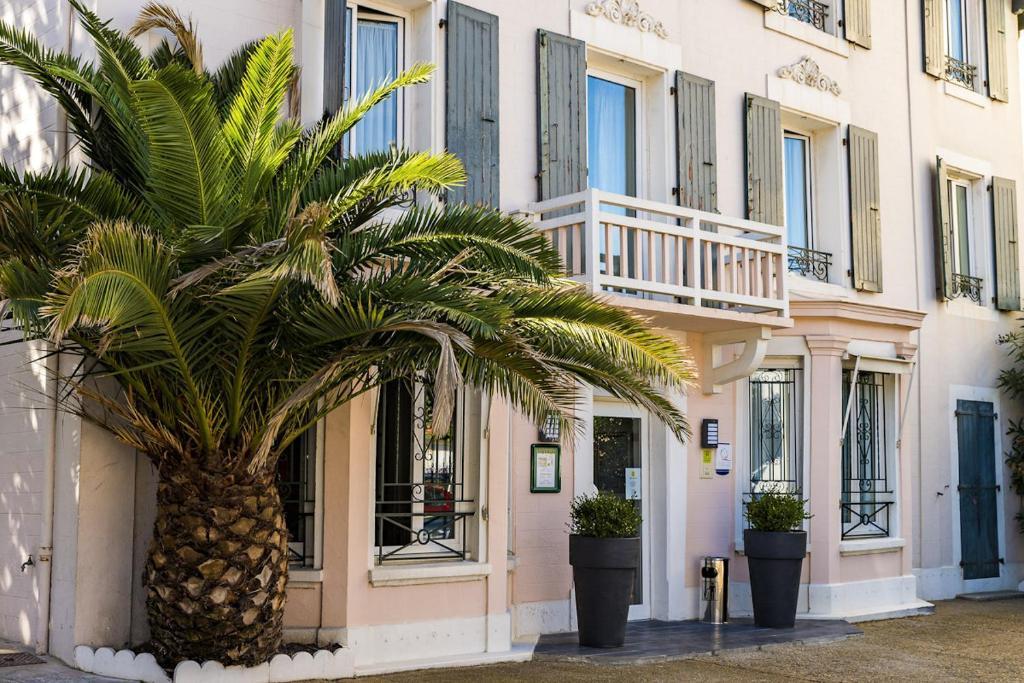 Hotel Val Flores Logis Biarritz Exteriör bild