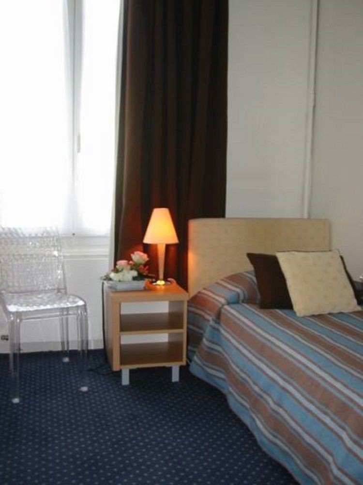 Hotel Val Flores Logis Biarritz Exteriör bild